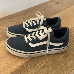 Vans - Youth Shoes Size 3
